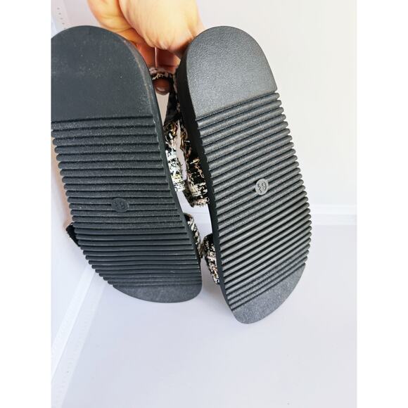 A New Day Jonie Jet Black Tweed Sandals Sling Back 6.5 Knit Gold Buckle Fall - Picture 8 of 10